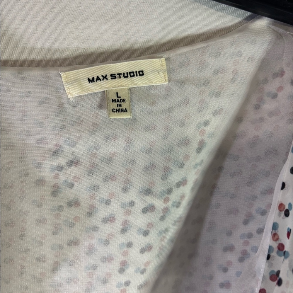 Max Studio White Floral Wrap Blouse - Picture 2 of 6